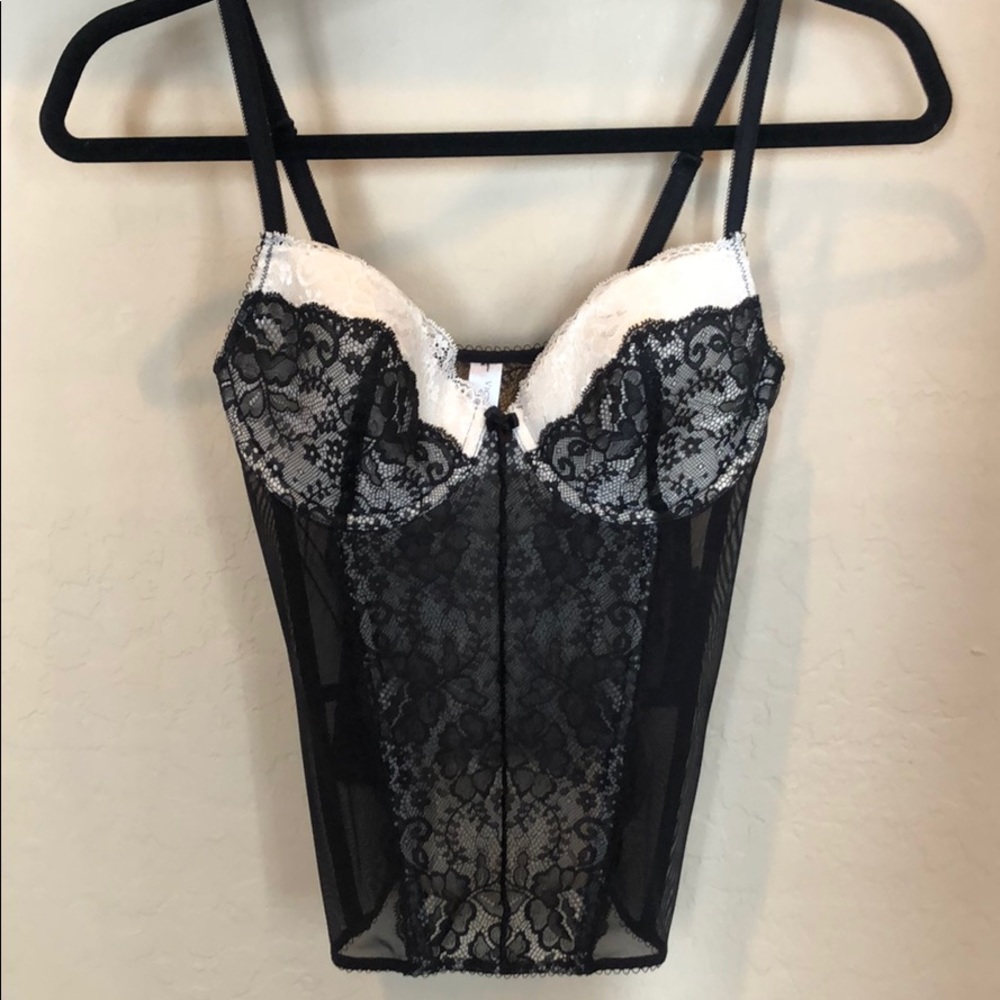 Victoria’s Secret black lace bustier top size 34C